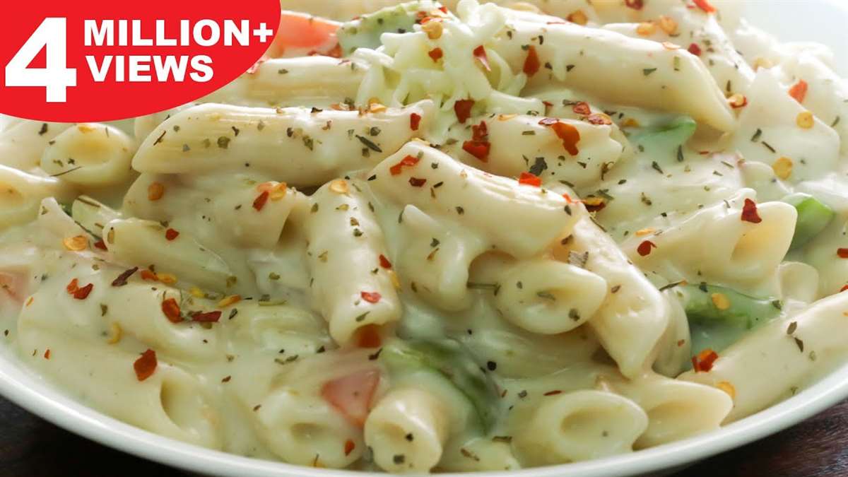 White Sauce Pasta | How to make Cheesy White Sauce Pasta